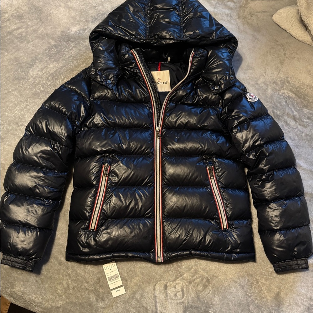 Moncler puffer jacket - Picture 2 of 11
